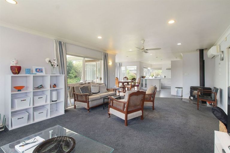 Photo of property in 1 Waimanawa Lane, Waiuku, 2123