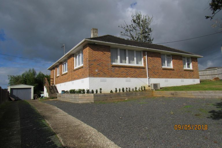 Photo of property in 18 Emere Place, Meremere, Mercer, 2474