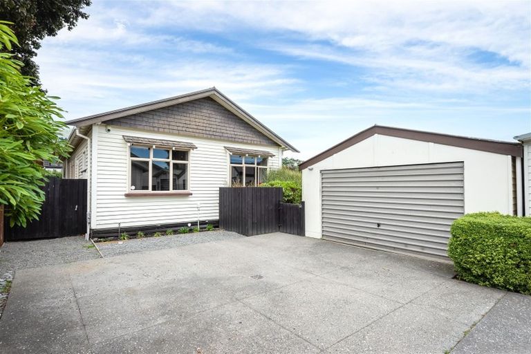 Photo of property in 2/24 Riverview Street, Beckenham, Christchurch, 8023