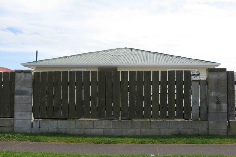 Photo of property in 29 Raupo Street, Castlecliff, Whanganui, 4501