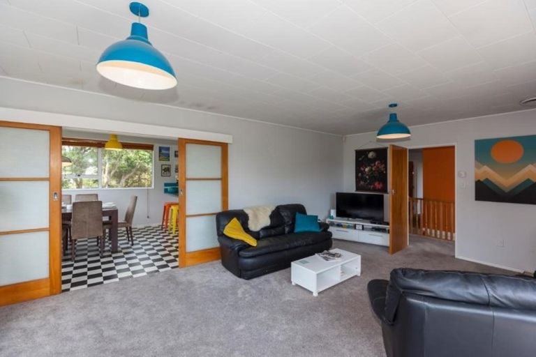 Photo of property in 34 Chums Road, Paraparaumu Beach, Paraparaumu, 5032