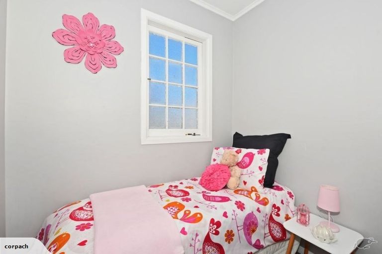 Photo of property in 25 Maunu Road, Avenues, Whangarei, 0110