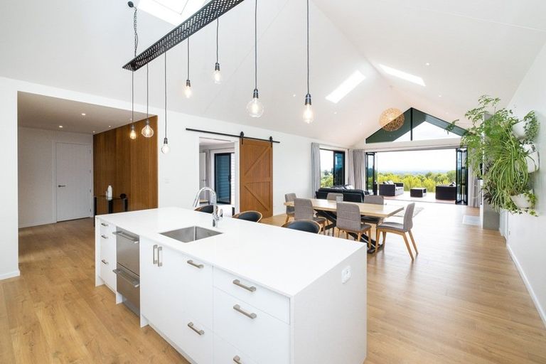 Photo of property in 40 Gummer Road, Havelock North, 4130