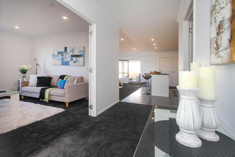 Photo of property in 22 Nellie Drive, Kumeu, 0810