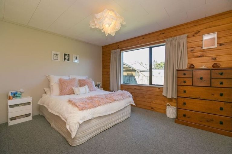 Photo of property in 318 Manutahi Road, Lepperton, New Plymouth, 4372
