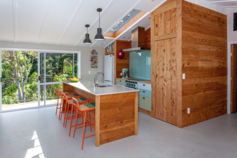 Photo of property in 37 Adams Road, Thornton Bay, Thames, 3575