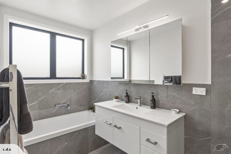 Photo of property in 15 Trevally Place, Snells Beach, 0920