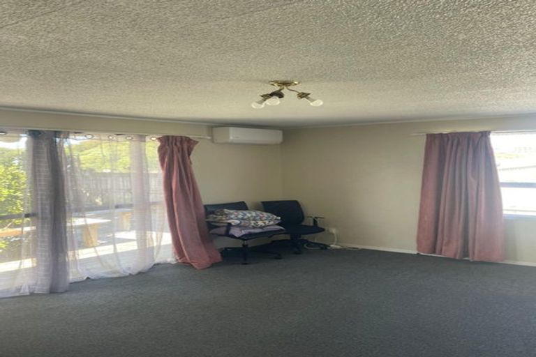 Photo of property in 37 Kerrs Road, Wiri, Auckland, 2104