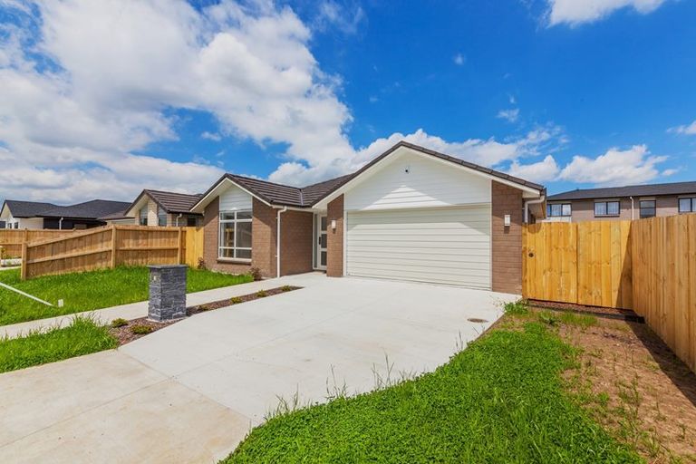 Photo of property in 18 Wellfield Drive, Papakura, 2110