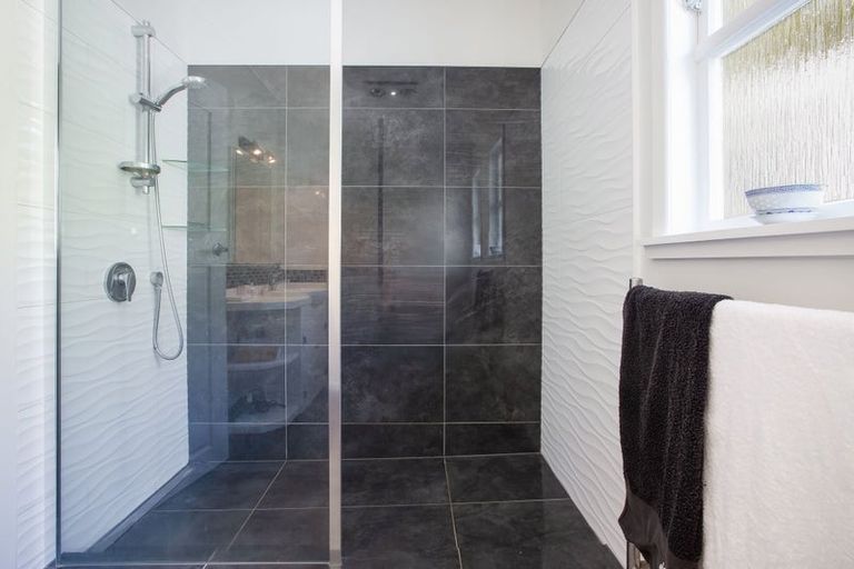 Photo of property in 21 Inlet View, Titahi Bay, Porirua, 5022