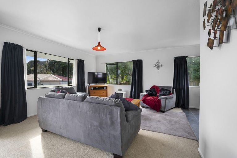 Photo of property in 82 Esmeralda Street, Welcome Bay, Tauranga, 3112