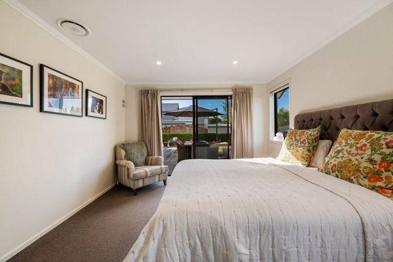 Photo of property in 11 Mcfarlane Terrace, Wanaka, 9305