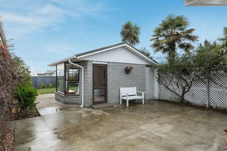 Photo of property in 23 Larnach Street, Waimairi Beach, Christchurch, 8083