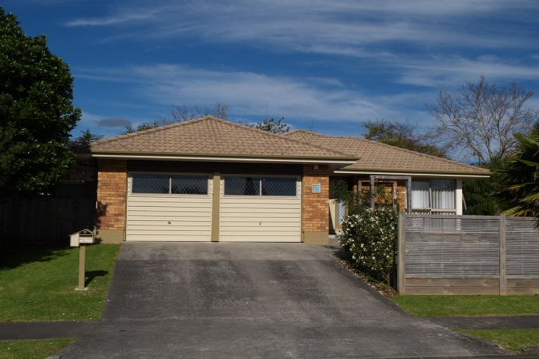 Photo of property in 1/6 Carriage Close, Northpark, Auckland, 2013