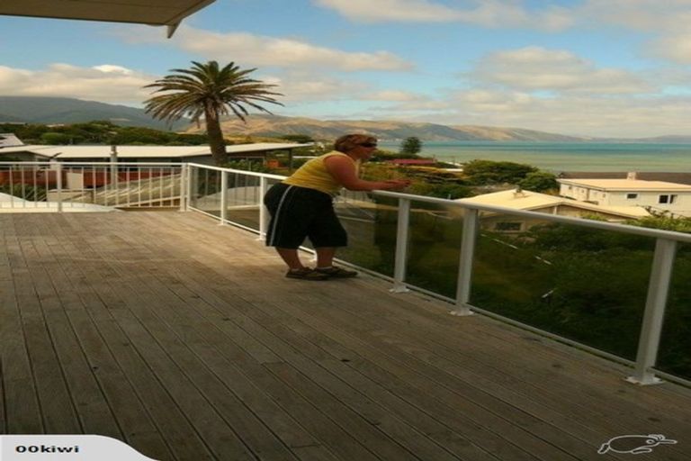 Photo of property in 19 The Crescent, Raumati South, Paraparaumu, 5032