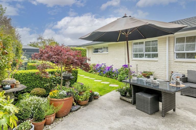 Photo of property in 22 Awanui Drive, Waikanae, 5036