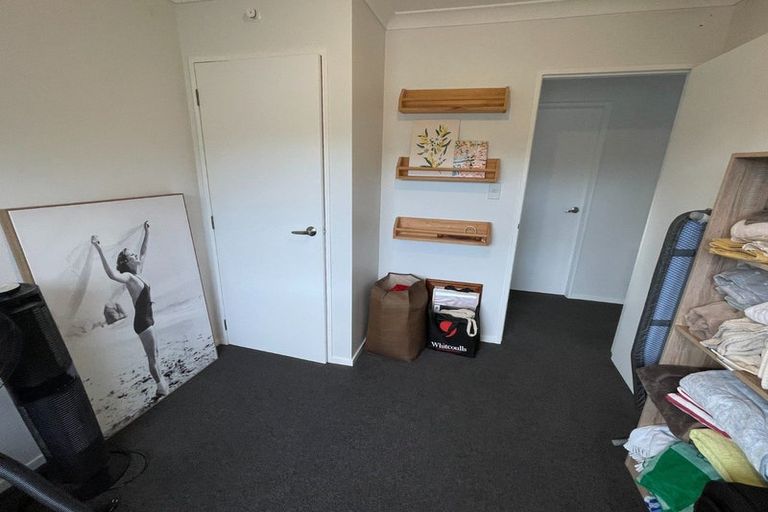 Photo of property in 13 Oaklands Grove, Clouston Park, Upper Hutt, 5018