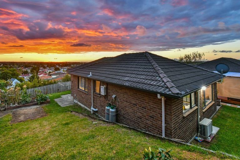 Photo of property in 17a Keri Vista Rise, Papakura, 2110