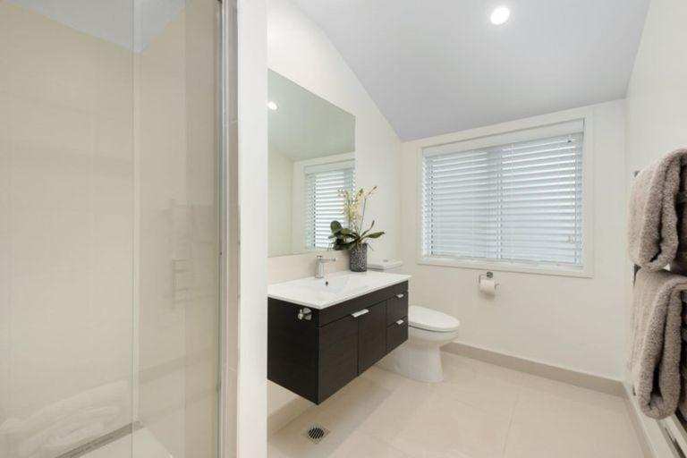 Photo of property in 173 Marine Parade, Mount Maunganui, 3116