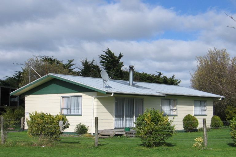 Photo of property in 108 Brandon Street, Featherston, 5710