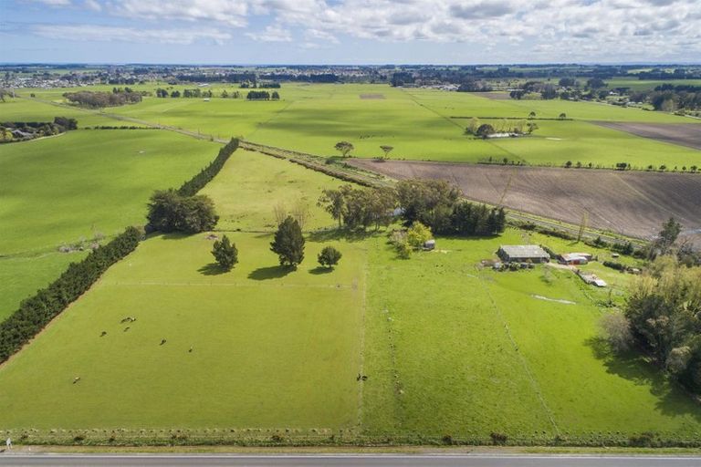 Photo of property in 1403a State Highway 1, Marton, 4787