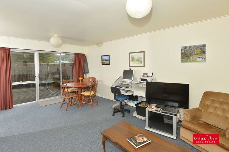 Photo of property in 2/81 Old Onerahi Road, Onerahi, Whangarei, 0110