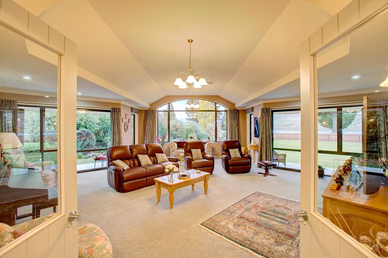 Photo of property in 2 Bell Avenue, Cromwell, 9310