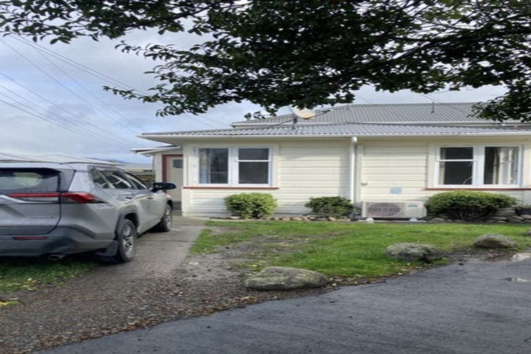 Photo of property in 3/11 Waerenga Road, Otaki, 5512