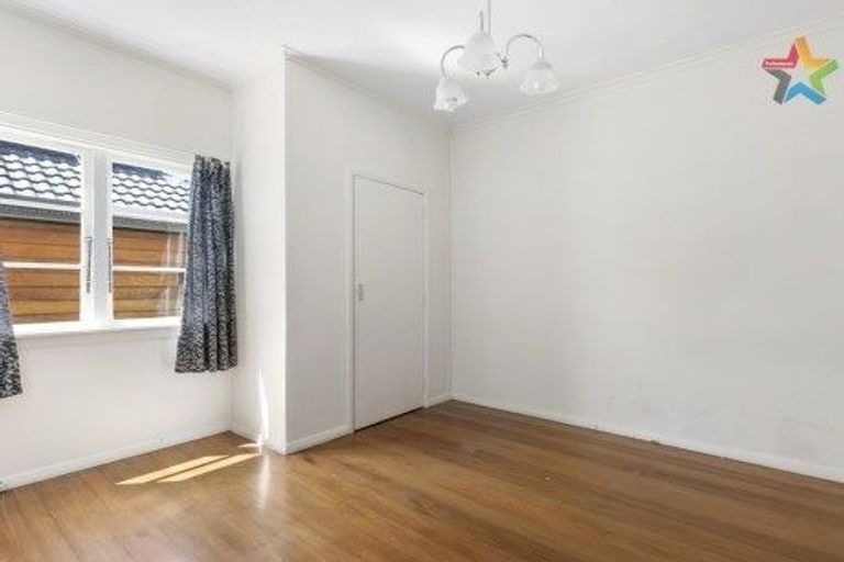 Photo of property in 3 Tawa Street, Woburn, Lower Hutt, 5010