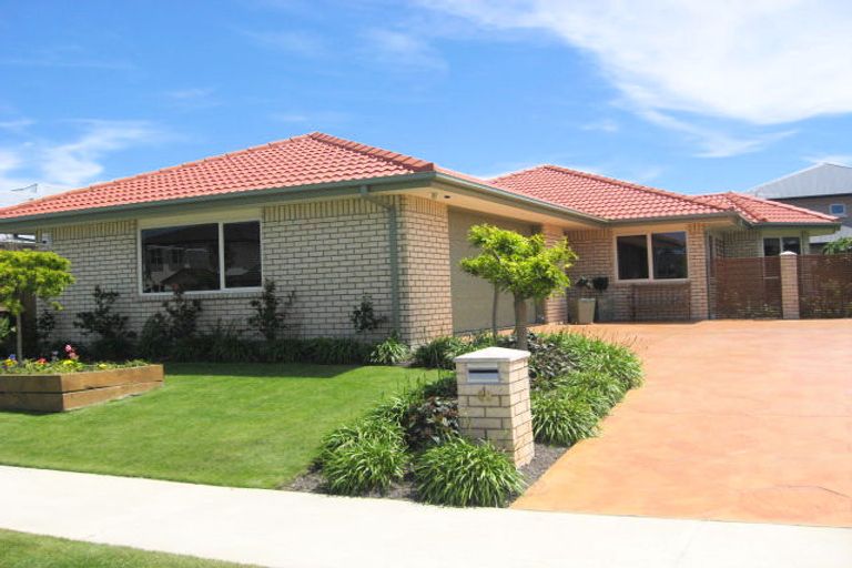 Photo of property in 48 O'neill Avenue, Northwood, Christchurch, 8051