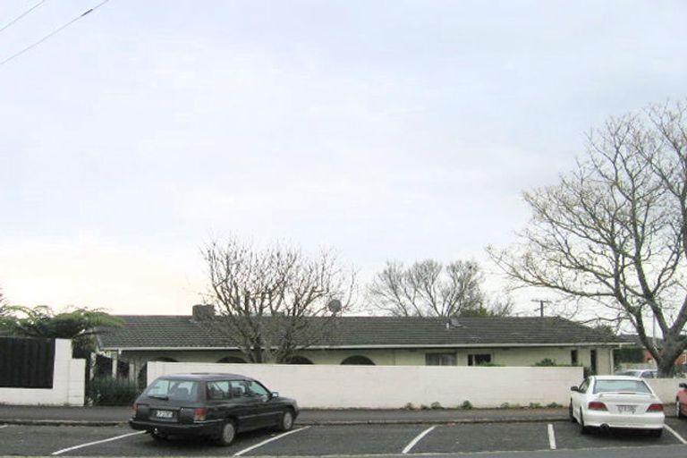 Photo of property in 62 Storey Avenue, Forest Lake, Hamilton, 3200