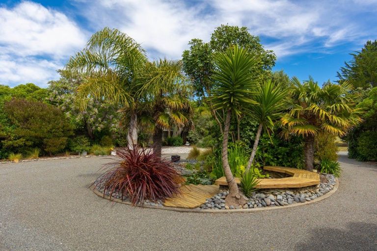 Photo of property in 120 Rarangi Beach Road, Rarangi, Blenheim, 7273