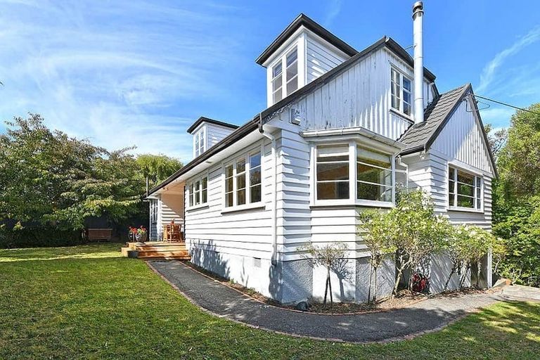 Photo of property in 13 Field Street, Silverstream, Upper Hutt, 5019