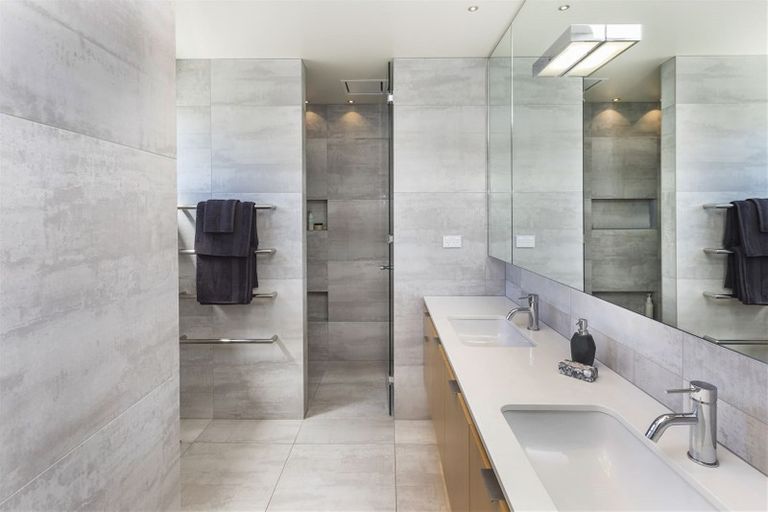 Photo of property in 39 Makora Street, Fendalton, Christchurch, 8041