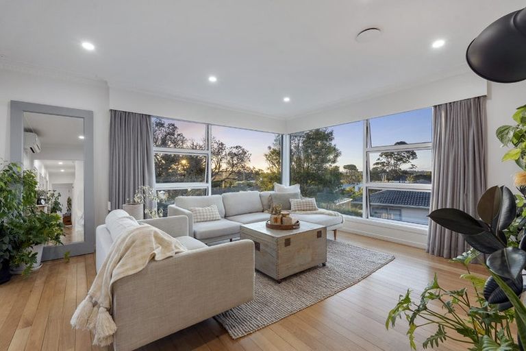 Photo of property in 122a Birkdale Road, Birkdale, Auckland, 0626