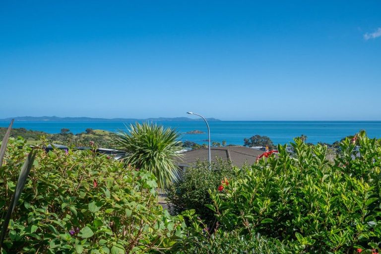 Photo of property in 8 Torsby Road, Coopers Beach, 0420