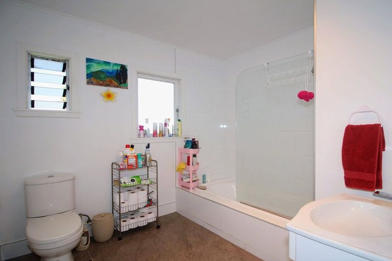 Photo of property in 4/94 Pah Road, Papatoetoe, Auckland, 2025