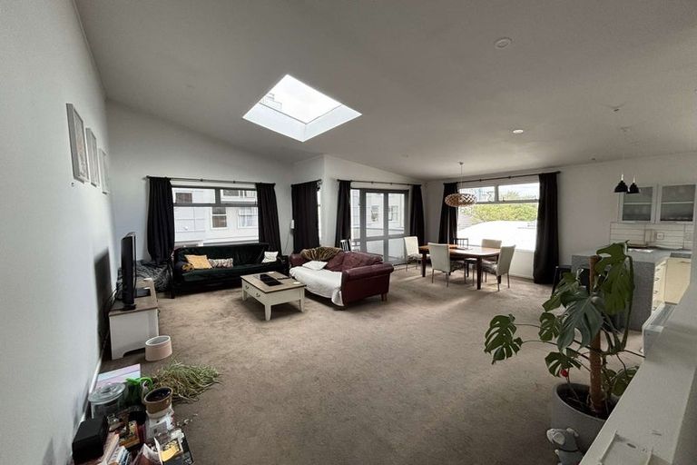 Photo of property in Fernhill Flats, 3/324 The Terrace, Te Aro, Wellington, 6011