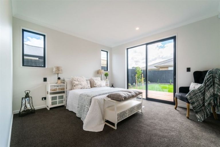 Photo of property in 36 Aidanfield Drive, Aidanfield, Christchurch, 8025