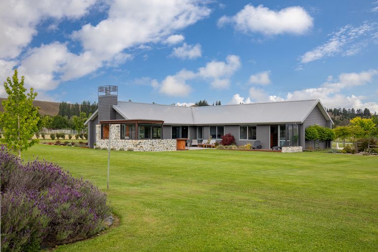 Photo of property in 554b Dunstan Road, Alexandra, 9391