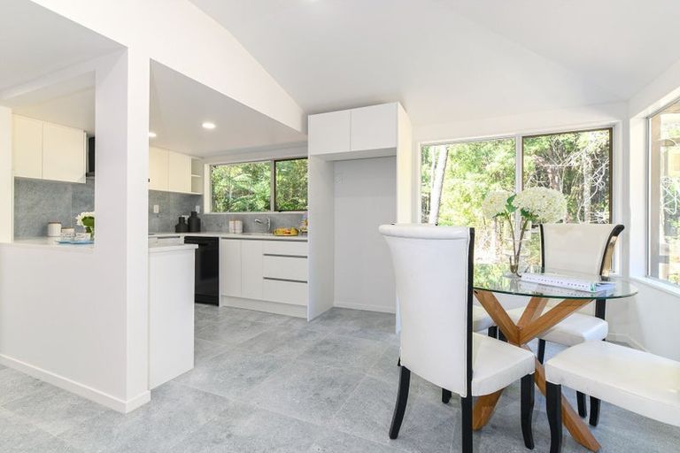 Photo of property in 10/40 Radiata Lane, Chatswood, Auckland, 0626