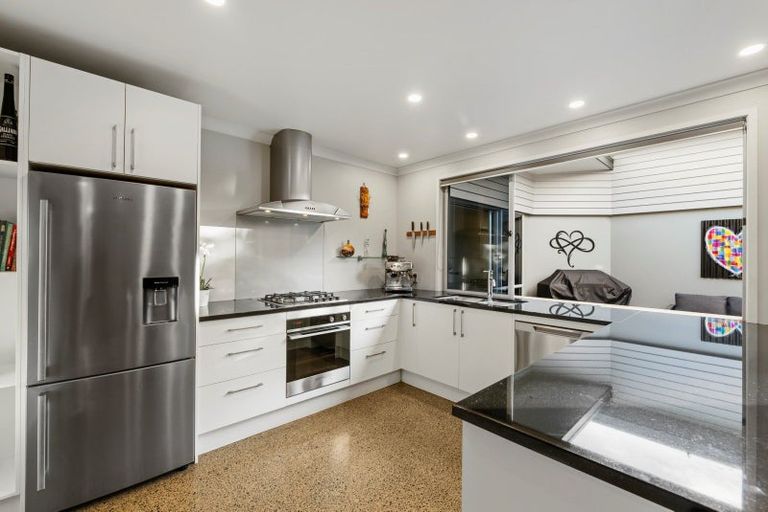 Photo of property in 18 Stamford Place, Ohauiti, Tauranga, 3112