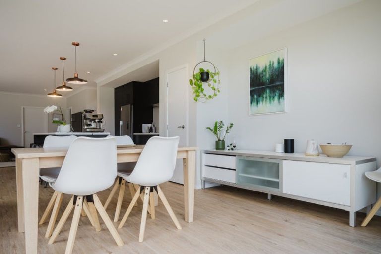 Photo of property in 10a Tahuna Avenue, Raglan, 3225