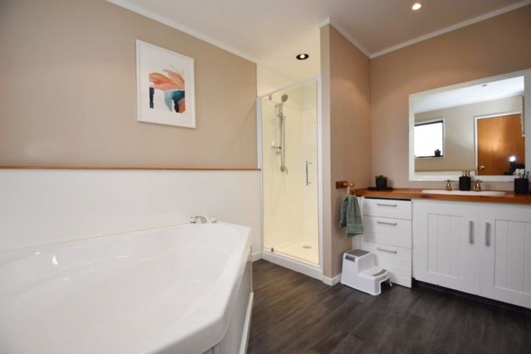 Photo of property in 25 Marama Avenue South, Otatara, Invercargill, 9879