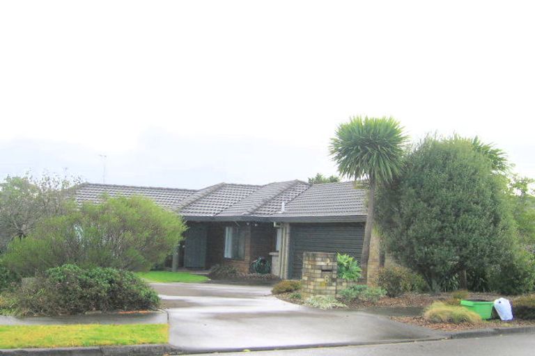 Photo of property in 6 Robina Court, Burswood, Auckland, 2013