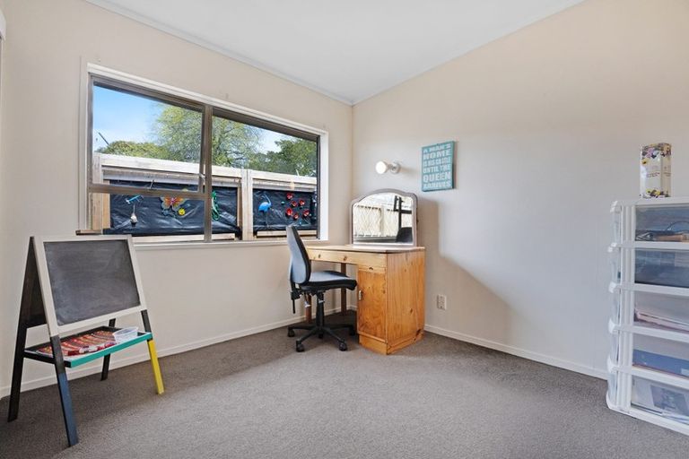 Photo of property in 3 Revell Court, Pukekohe, 2120