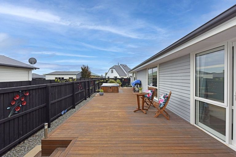 Photo of property in 35 Ottawa Road, Wainoni, Christchurch, 8061