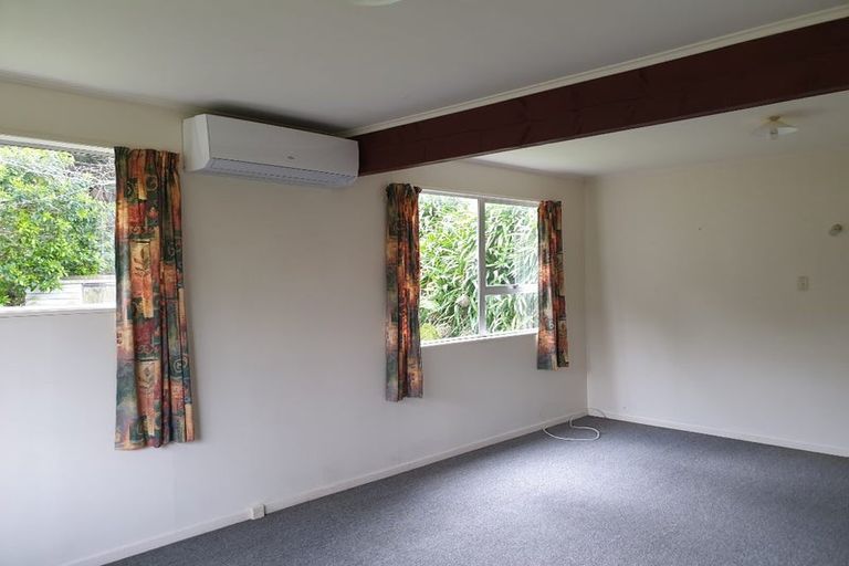 Photo of property in 6 Penryn Drive, Camborne, Porirua, 5026