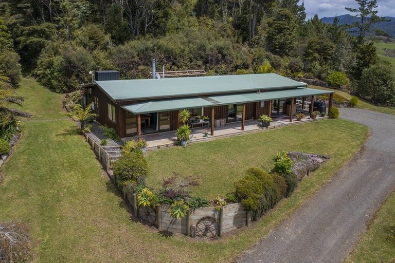 Photo of property in 185 Kaimarama Road, Kaimarama, Whitianga, 3591