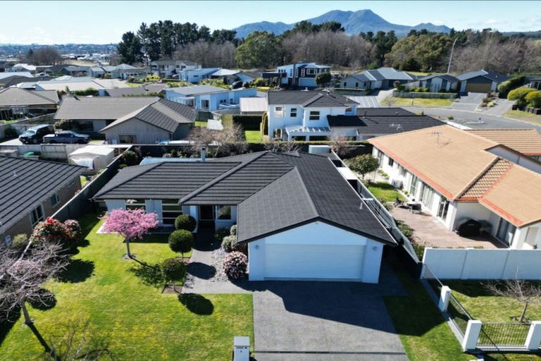 Photo of property in 4 Ernest Kemp Rise, Wharewaka, Taupo, 3330